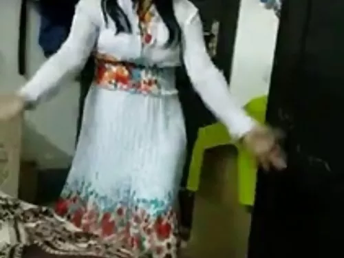 હૉટ વ્હાઇટ સ્ટડ્સની  ...
